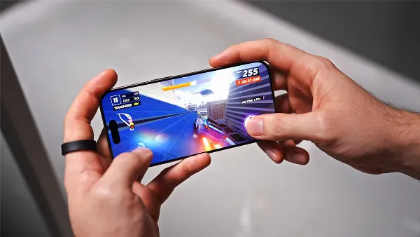   iPhone 16 Pro Max trang bị chip A18 Pro mạnh mẽ, xử lý mượt mà mọi tác vụ