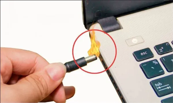 Sửa Chân Sạc Laptop Bao Nhiêu Tiền? Bảng Giá Dịch Vụ 2024 1 Dấu hiệu bạn nên sửa chân sạc laptop