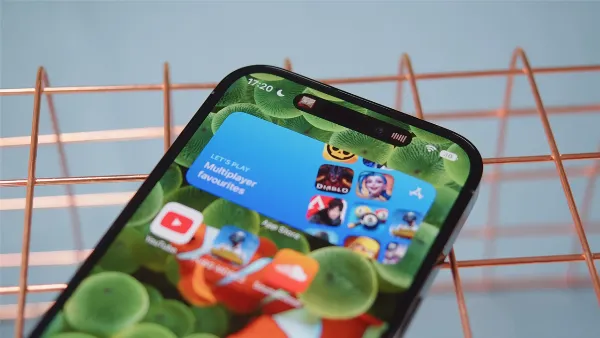 Dynamic Island trên iPhone 14 Pro