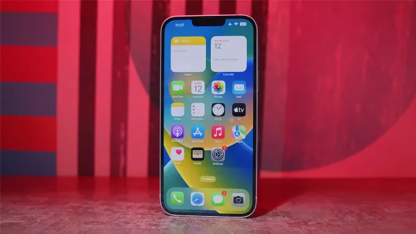 Màn hình lớn 6.7 inch của iPhone 14 Plus