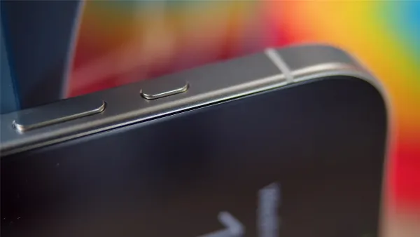 Nút Tác vụ mới trên iPhone 15 Pro Max