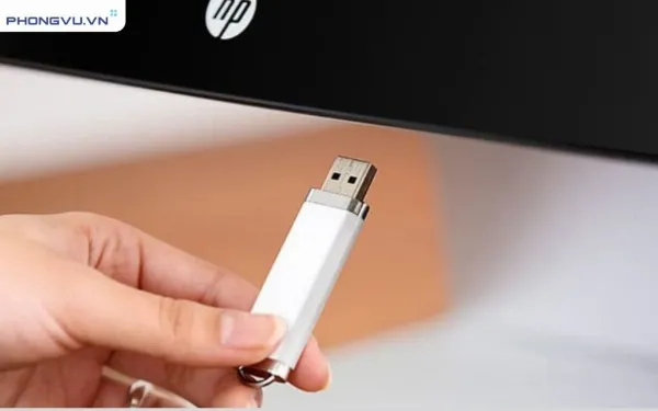 USB Boot dùng để khôi phục mật khẩu