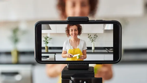 9 cách quay video đẹp trên iPhone, giúp bạn có ngay những thước phim với chất lượng xuất sắc 7 8 130523 011445