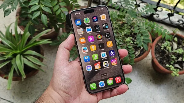 alt text mới: Khôi phục cài đặt gốc để khắc phục lỗi micro iPhone