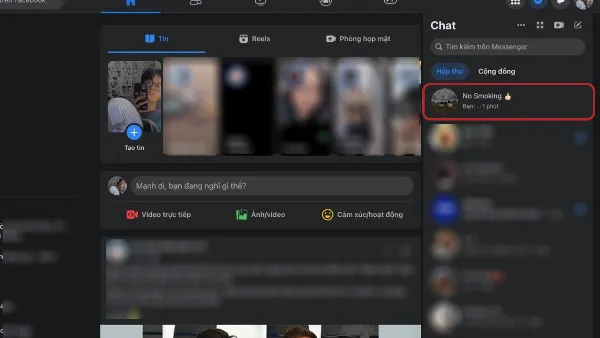 alt: Truy cập Facebook và chọn nhóm chat