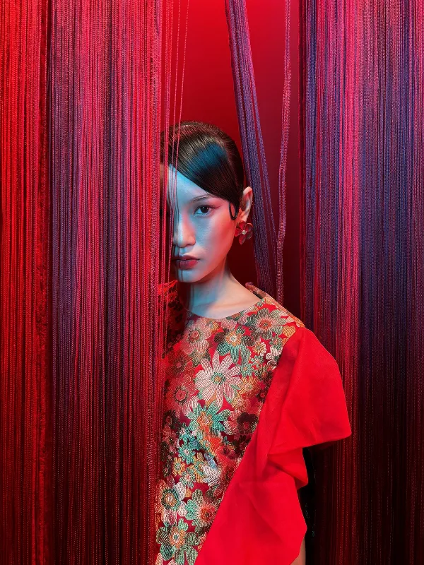 Ảnh chụp cận cảnh hoa mai vàng ngày Tết bằng chế độ hiệu suất cao của iPhone 15