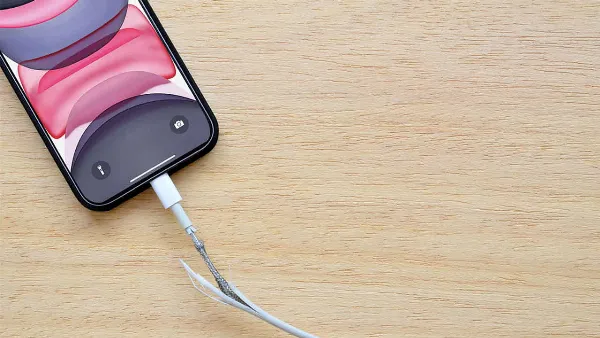 Dây sạc iPhone không vào điện thì phải làm sao? Xem ngay những bước kiểm tra và tự khắc phục tại nhà 14 Bảo quản dây sạc iPhone đúng cách để tránh hư hỏng