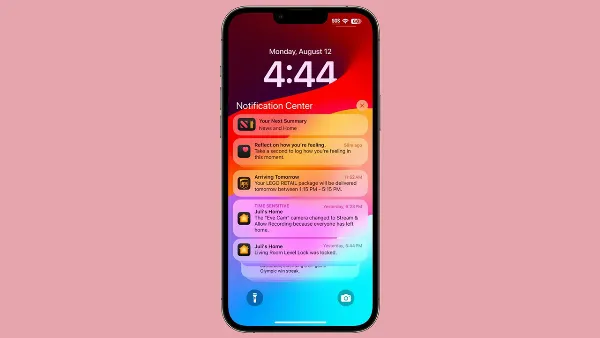 Biểu tượng thông báo Chế độ tối trên iOS 18 tạo nên giao diện liền mạch