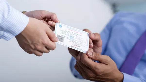 cach cap lai the bhyt tren vssid bang iphone 4 180423 222904