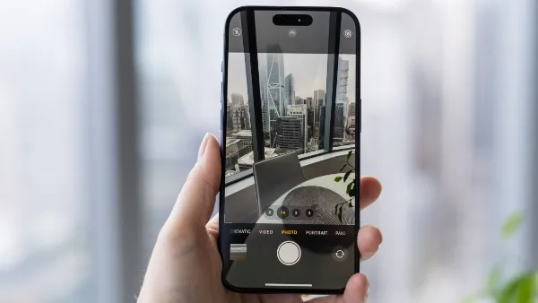 Cảm biến LiDAR trên iPhone 15 Pro Max