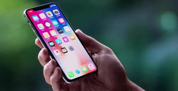 Chip A11 Bionic trên iPhone X mang lại hiệu năng mạnh mẽ và tiết kiệm năng lượng
