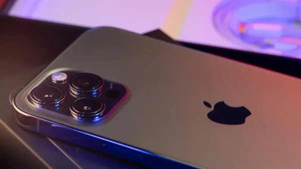 Chip A14 Bionic mạnh mẽ bên trong iPhone 12 Pro Max