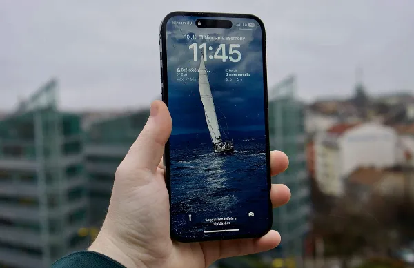 Cảm biến con quay hồi chuyển là gì? Xem ứng dụng của cảm biến con quay hồi chuyển trên điện thoại 8 Hình ảnh các dòng iPhone từ iPhone 4 đến iPhone 15