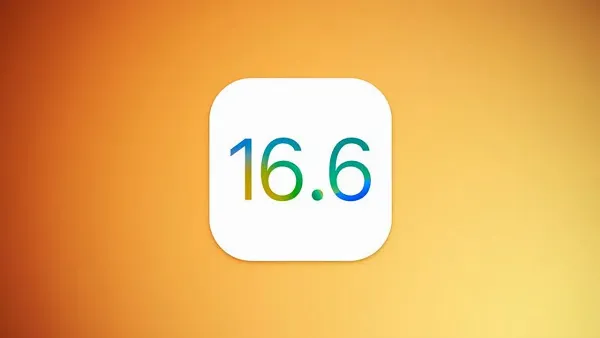 Hình ảnh iPhone đang cài đặt iOS 16.6 Beta 1
