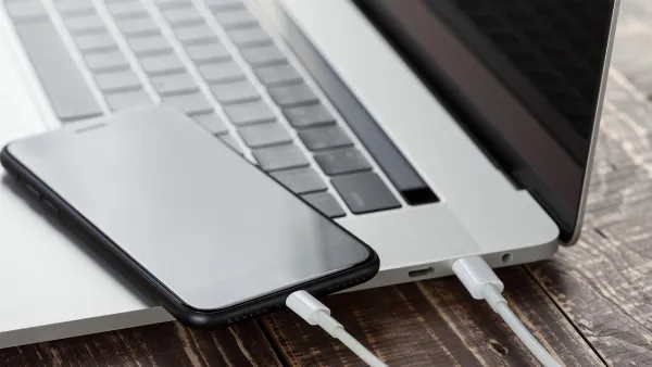 Hình ảnh minh họa kết nối iPhone với máy tính