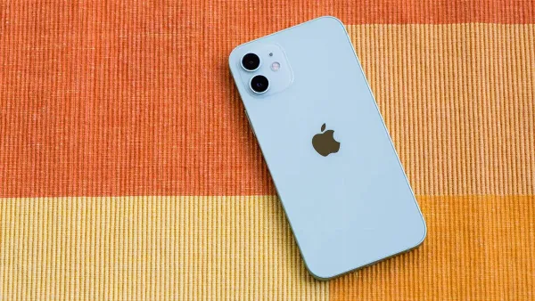 iPhone 12 là một trong những mẫu điện thoại thông minh cao cấp đáng mua nhất hiện nay