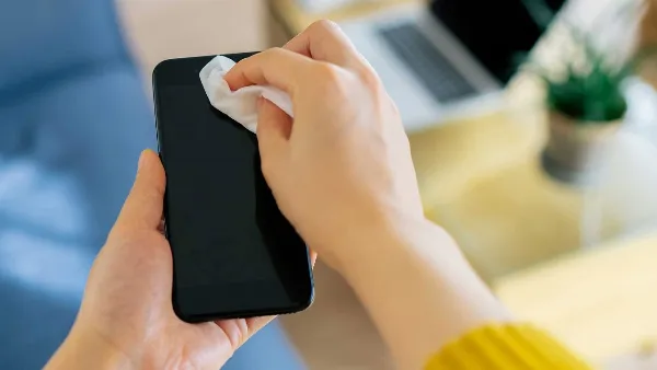 iPhone bị loạn cảm ứng