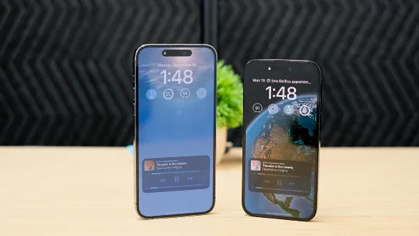 So sánh iPhone 14 Pro và iPhone 14 Pro Max: Kính thước lớn, dung lượng pin khủng, màn hình sắc nét,... 4 So sánh màn hình của iPhone 14 Pro và iPhone 14 Pro Max