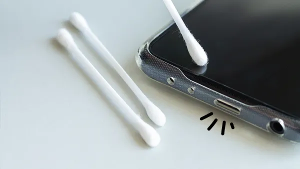 Dây sạc iPhone không vào điện thì phải làm sao? Xem ngay những bước kiểm tra và tự khắc phục tại nhà 9 Vệ sinh cổng sạc iPhone bằng dụng cụ chuyên dụng